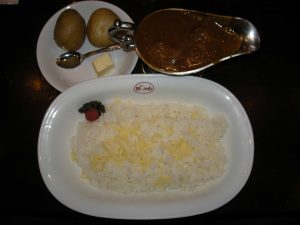 名店「欧風カレーボンディ」のビーフカレー(ランチタイムのみ)