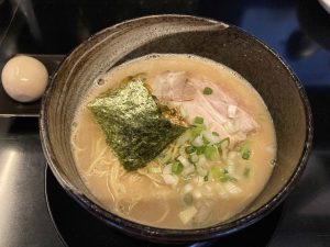 努豚骨ラーメン