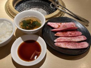 黒毛和牛上カルビ定食
