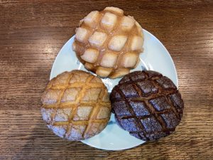 メロンパン三種盛り