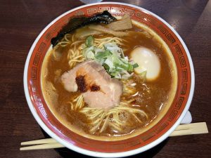 海老中華そば味玉入り